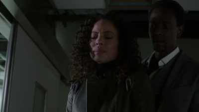 Somebody's gonna put
their gun down, - The Blacklist: Redemption
