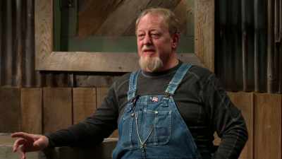 Somebody's gonna win
that fine tickle 3000 there. - Moonshiners: Master Distiller