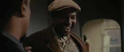 Somebody's got to chase 'em.
Oh, yeah, I know it. - Fences