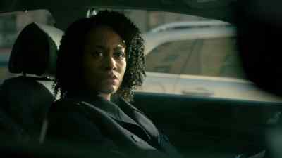 Somebody's in there. - Marvel's Luke Cage
