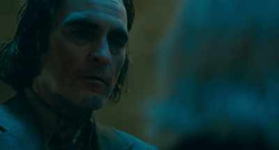 Someone blew up the courthouse,
and I'm free. - Joker: Folie à Deux