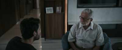 Someone from Zain's
office is here to meet Tia. - Gehraiyaan