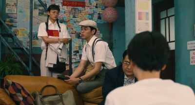 Someone got the same story
from her tutor long before us. - The Confidence Man JP - The Movie -