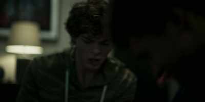 - Someone help me. - Wolf Pack