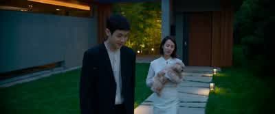 Someone just came to mind What was her name Jessica Right Jessica She was in the same art school as my cousin What was her Korean name Anyway after studying applied arts at Illinois State University she returned to Korea Illinois tell me more Her teaching - Parasite