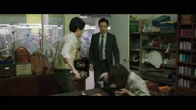 Someone reported that a druggie
who escaped from the hospital - The Drug King