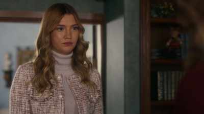 - Someone who takes the
responsibility seriously. - Private Princess Christmas