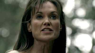Someone has used magic to turn
an ordinary spice box - Legend of the Seeker