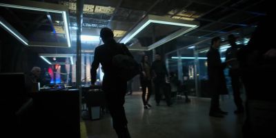 -Someone's been in there, I'm telling you.
-Ma'am, let's check my file... - Altered Carbon