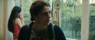 -Someone's here?
-Yes, that's why I'm in a hurry. - My Happy Family