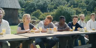 Someone's still sore about their ancestral treeDude is he going to kill me - Midsommar