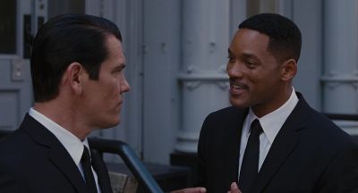 Something that ain't got nothing to do with nothing - Men in Black 3