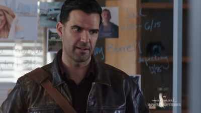 Something different
about the texts, - Chronicle Mysteries: The Wrong Man
