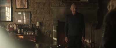 Something to drink? Tea? Glass of wine? - Star Trek: Picard