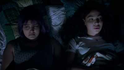 Something really weird
is going on with me. - Marvel's Runaways
