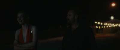 - Something...
- She always looks at the thing. - Galveston