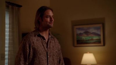 - Something smells good.
- Hey there. - Lost