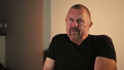 Something... something
was not going as I expected - Hollywood Dreams & Nightmares: The Robert Englund Story