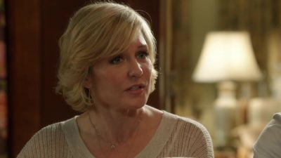 Something wrong, Linda? - Blue Bloods