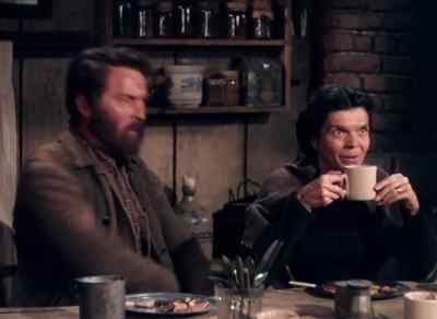 - Something is wrong.
- Where did he go? - The Outriders