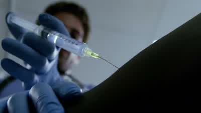 Something's weird with the needle. - Marvel's Jessica Jones