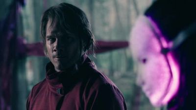 Something's wrong. Unplug her, now. - Killjoys