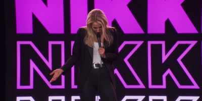 Sometimes I look down there, - Nikki Glaser: Bangin'