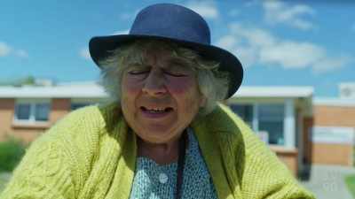 Sometimes you meet people - Miriam Margolyes: Australia Unmasked