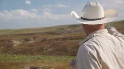 SOMEWHERE OUT THERE IS A PACHY, - Dino Hunters