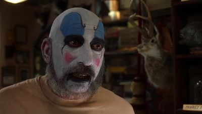 Son look around - House of 1000 Corpses