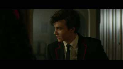 - Son of a bitch.
- Just leave it alone, Marcus. - Deadly Class