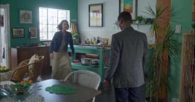- Sondra?
- Jerry, what the… Carla was just here. - Do Your Worst