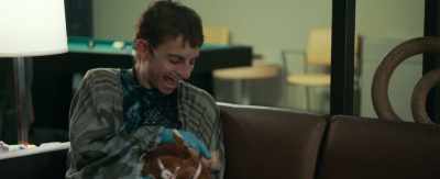 - [song ends]
- [laughs] - Five Feet Apart