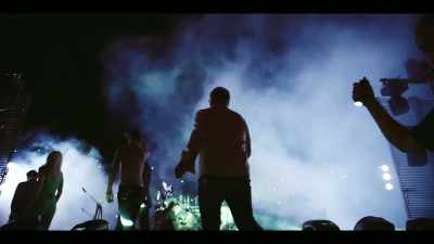 SONG: 'Summer' - Simple Minds: Everything is Possible