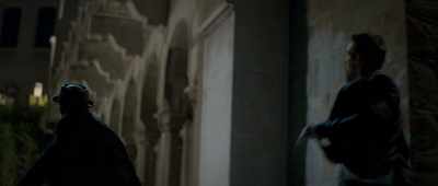 - Sonia! Sonia! Sonia!
- Hey! Stop yelling! - Hitman's Wife's Bodyguard