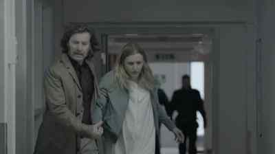 Sonja, come here.
We'll go the other way. - The Bridge