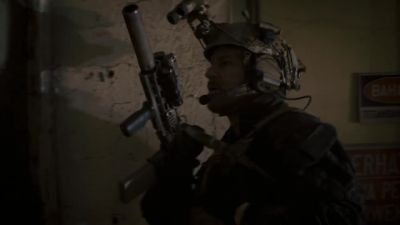 SONNY:
Exfil compromised. - SEAL Team