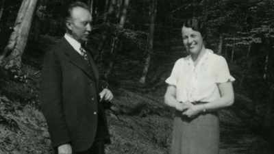 Soon after,
they came here to Rhöndorf - Reckonings