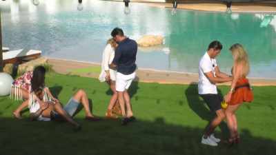 SOPHIE:
Ashley had this tactic, - Love Island