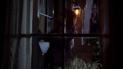 Sophie, breathe. Please breathe. - Ghost Whisperer