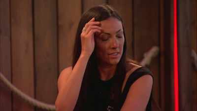 SOPHIE: I wanted to see
if he would respect me, - Love Island