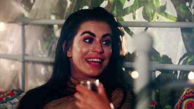 SOPHIE: Yeah.
Like yesterday I just‐‐ - Love Island