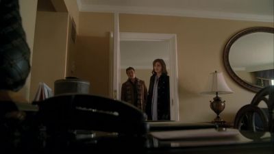 Sophie's missing earring. - Castle