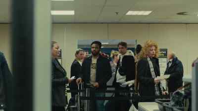 Sorry, coming through. Sorry. - Atlanta