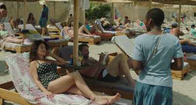 -Sorry to disturb.
-No, no. Grazie. - Drift