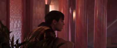 - Sorry.
- [Frank] I need a rest, darling. - The Loneliest Boy in the World