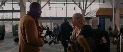 Sorry, I couldn't help hearing.
I think we may have the same problem. - The Mountain Between Us