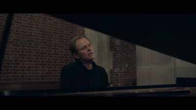 ♪ Sorry that I cried when
I talked to you last night - Love, Tom
