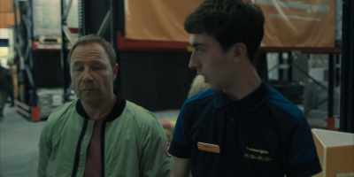 - Sorry, I didn't mean to embarrass you.
- It's all right. - Adolescence