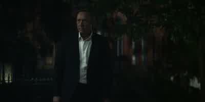 Sorry I'm a few minutes late, Frank. - House of Cards